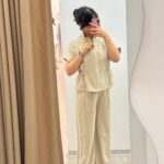 ست یقه ایستاده نوار سفید